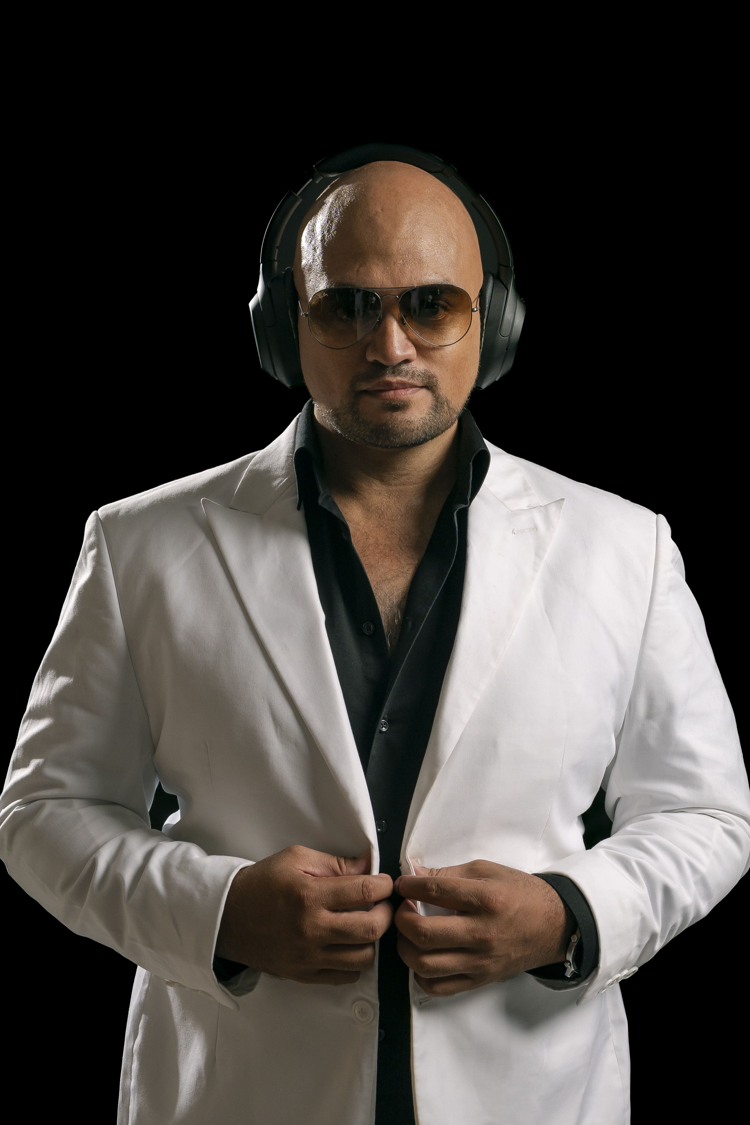 DJ Miles East | Bali Wedding & Event DJ - 5